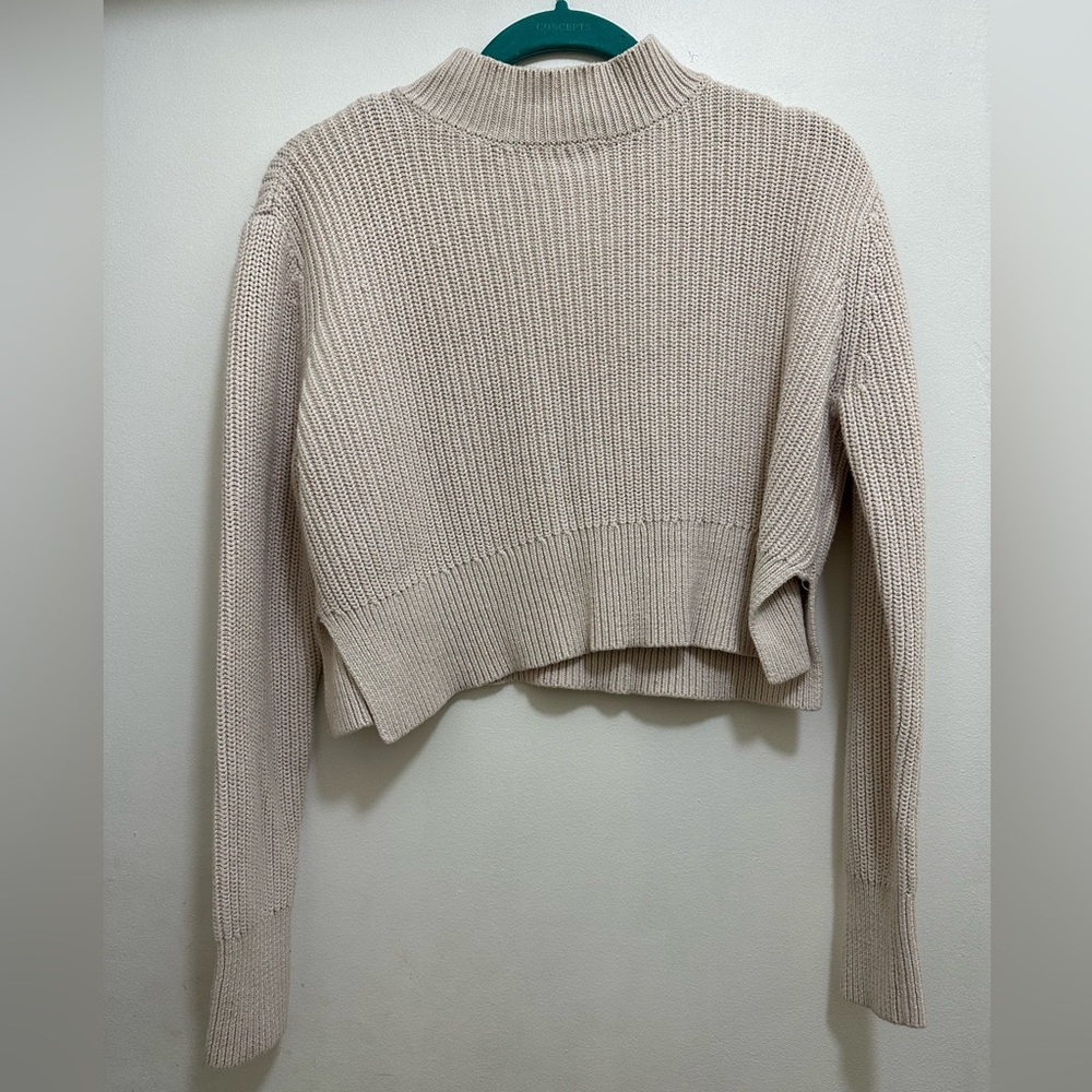Cropped sweater